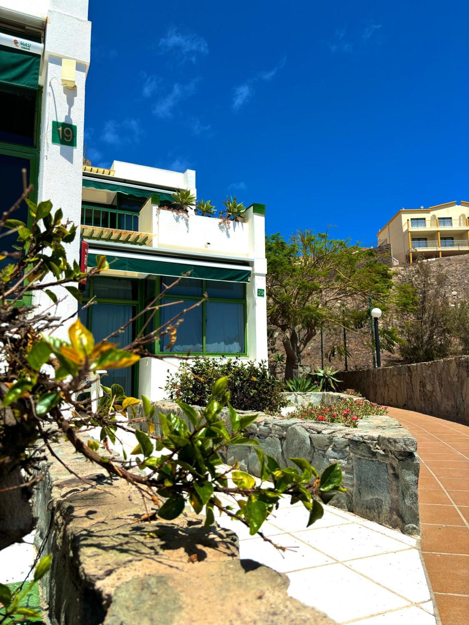 Apartamentos Halley Puerto Rico  Eksteriør billede